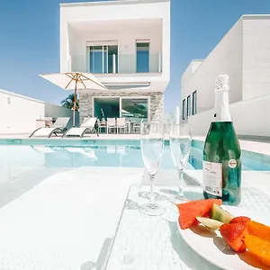 Salsa Villa Nerja